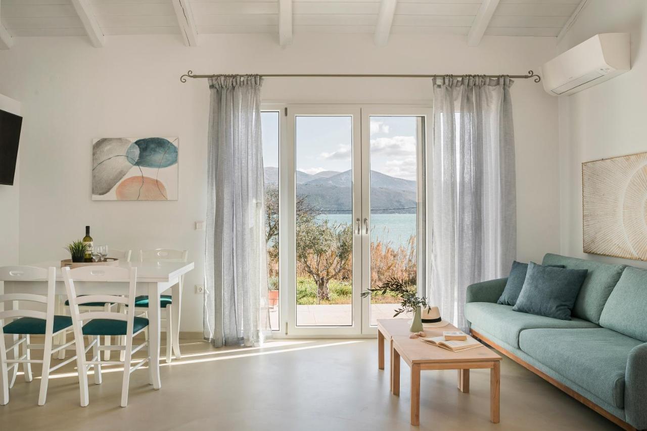 Apollonides Seafront Villa1 Aoede 릭수리 외부 사진
