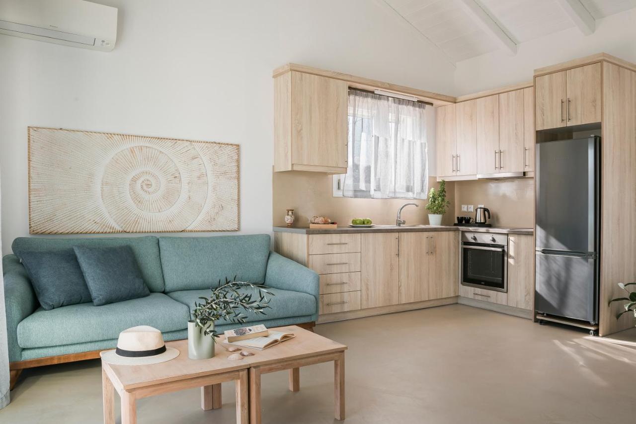 Apollonides Seafront Villa1 Aoede 릭수리 외부 사진