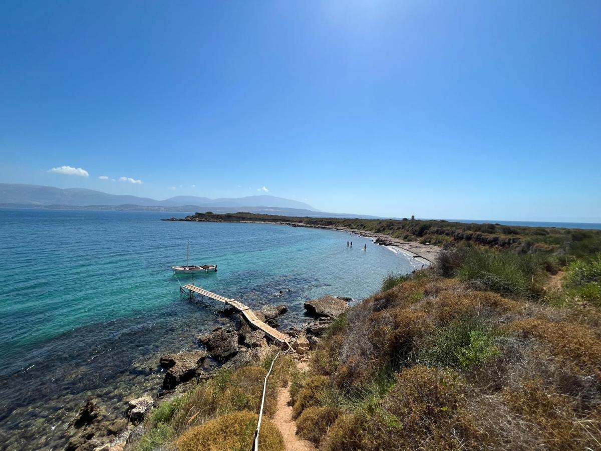 Apollonides Seafront Villa1 Aoede 릭수리 외부 사진