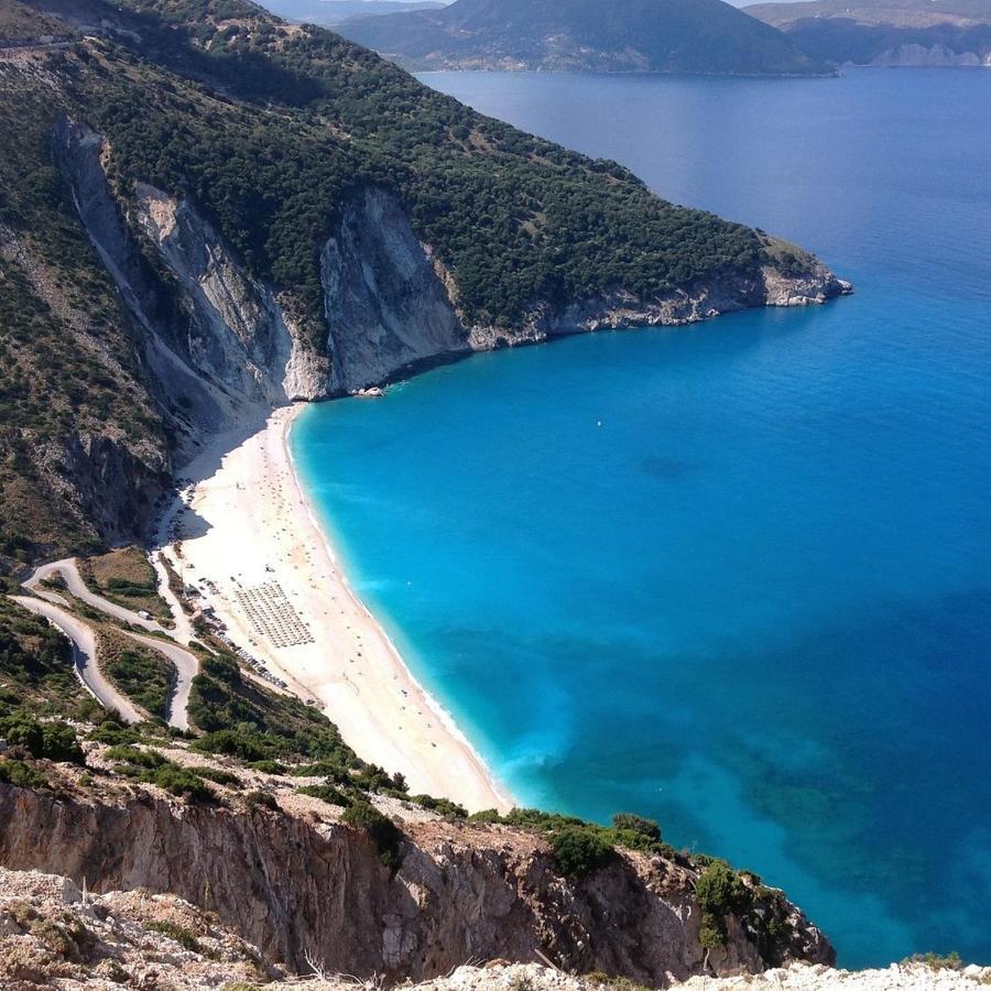 Apollonides Seafront Villa1 Aoede 릭수리 외부 사진