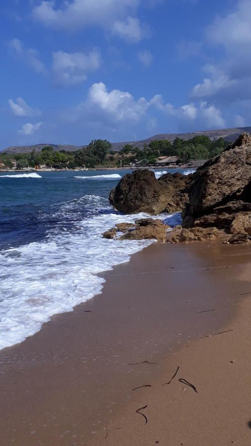 Apollonides Seafront Villa1 Aoede 릭수리 외부 사진
